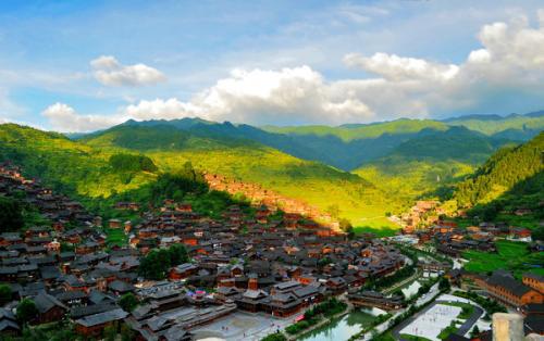 贵州，绿色宝库里的多彩画卷