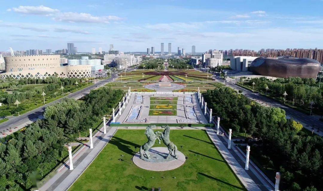 鄂尔多斯行吟，探寻大漠草原的诗意之旅